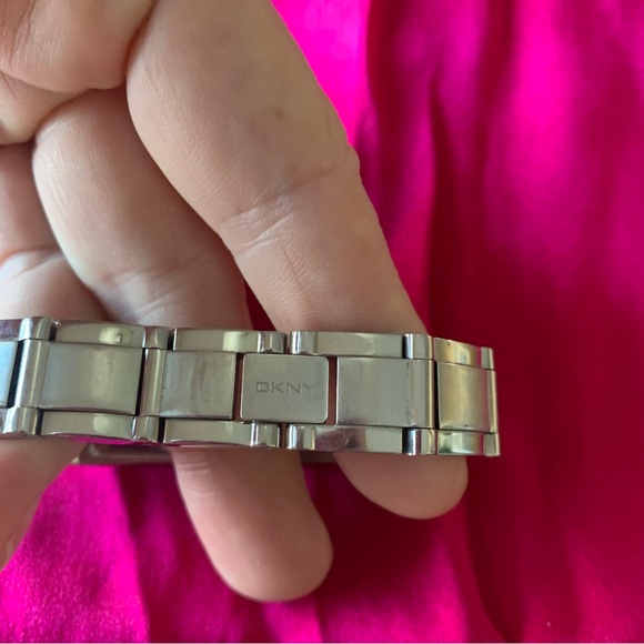 DKNY Jewelled Fashion watch - Picture 7 of 7